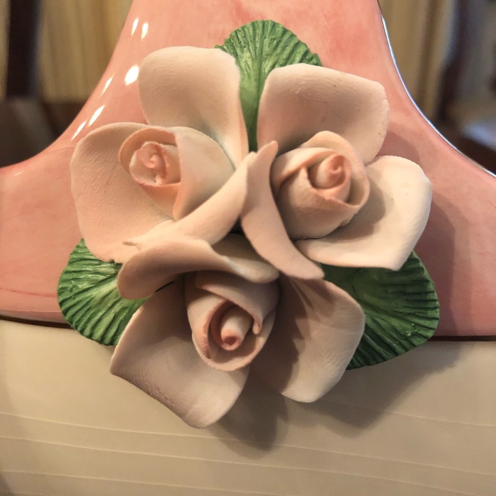 Pink & cream elegant glass basket planter w/ rose - Picture 2 of 9